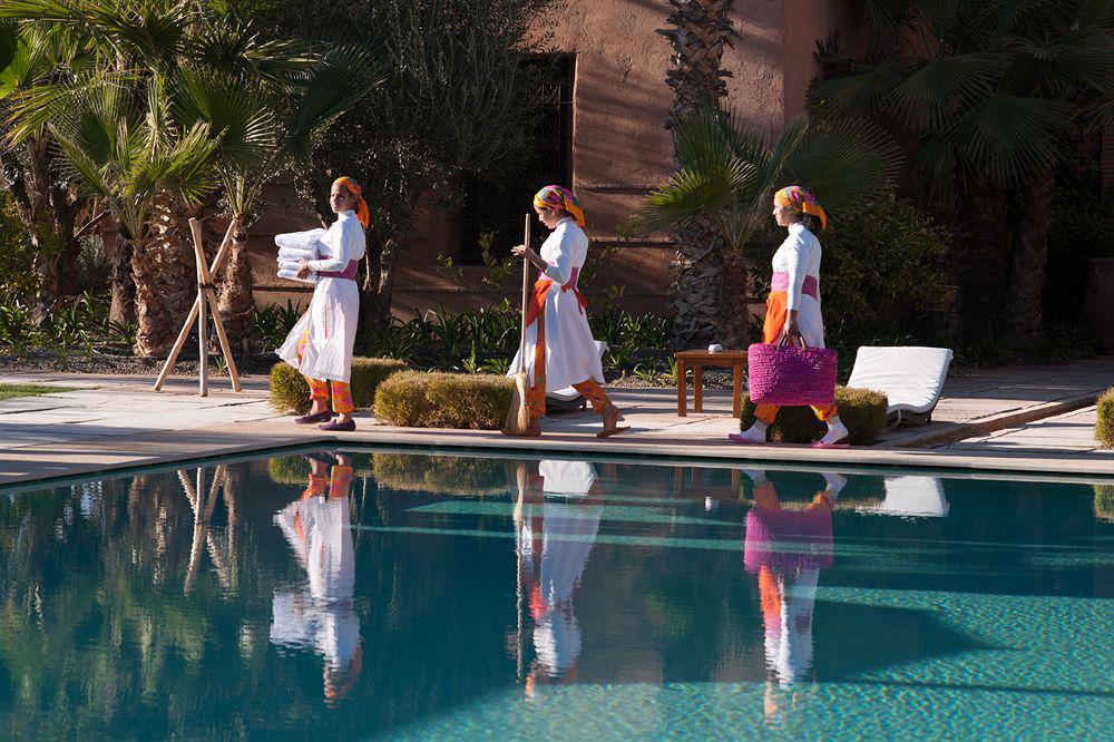 Tigmiza Boutique Hotel & Spa Ouled Jelal Dış mekan fotoğraf Staff at the B2 Boutique Hotel, Marrakech, Morocco