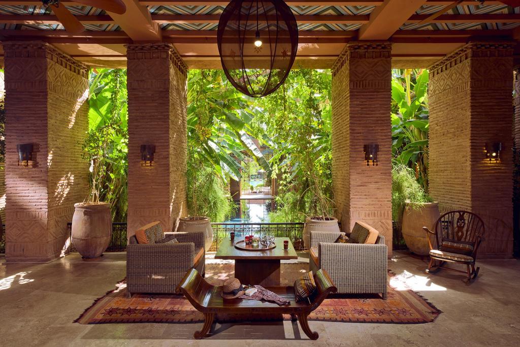 Tigmiza Boutique Hotel & Spa Ouled Jelal Dış mekan fotoğraf The lobby at the Four Seasons Resort, Maldives